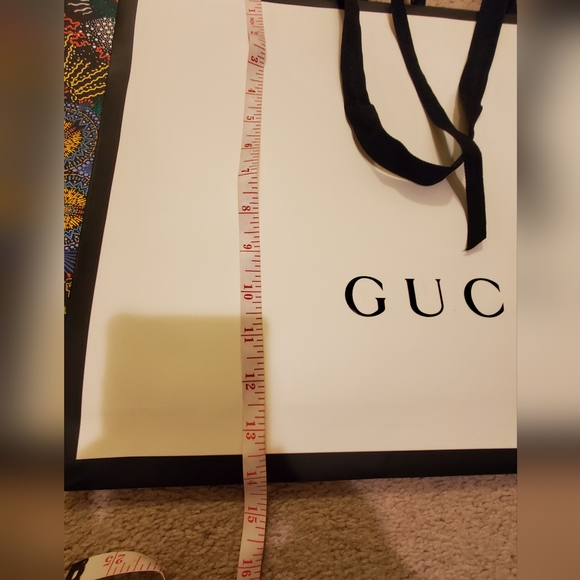 Authentic large Gucci shopping bag - Picture 5 of 5